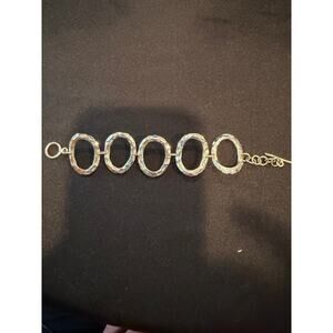Silver-tone hammered oval link bracelet 6.5” Unbranded